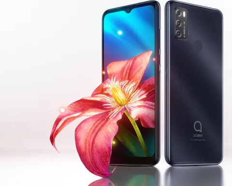 Alcatel 1S (2021), angled front and back hero shot