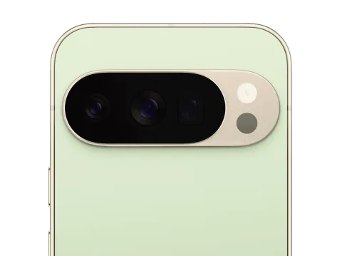 Google Pixel 10 Pro in Jade, camera bar close-up