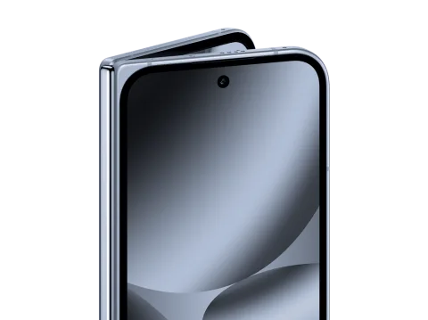 Closeup of the front screen of Pixel 10 Pro Fold
