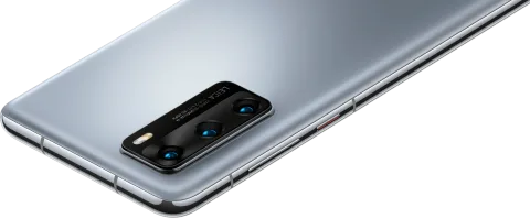 Huawei P40 in Silver Frost, angled camera module detail