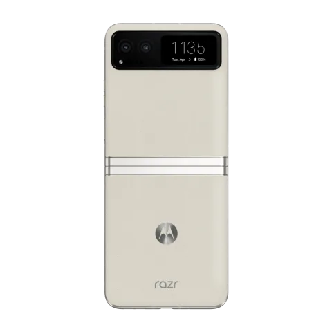 Motorola Razr 40 in Vanilla Cream, closed