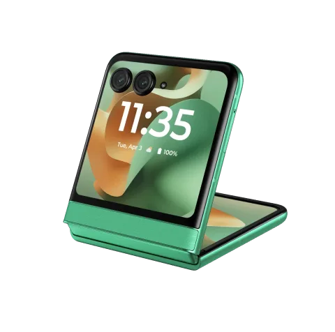 Motorola Razr 60 in Spring Bud green, flex mode
