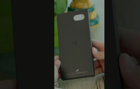 Introducing the motorola razr 70