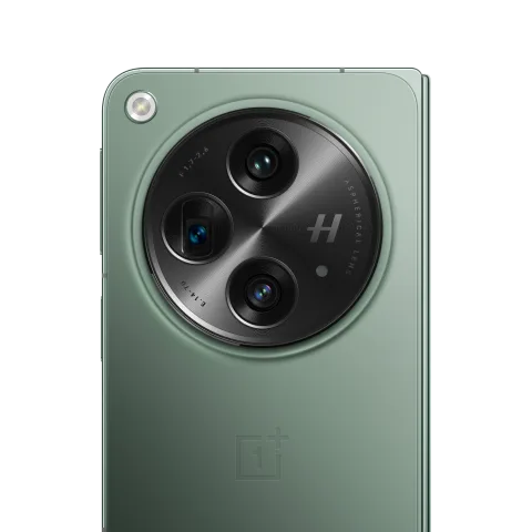 OnePlus Open in Emerald Dusk, camera module detail