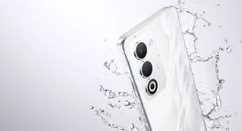 Oppo A5 4G in Mist White, angled camera detail with water splash