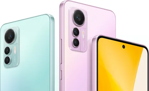 Xiaomi 12 Lite in Green and Lavender, back and front views of both colourways