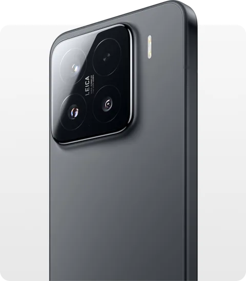 Xiaomi 15 in Black, camera module detail