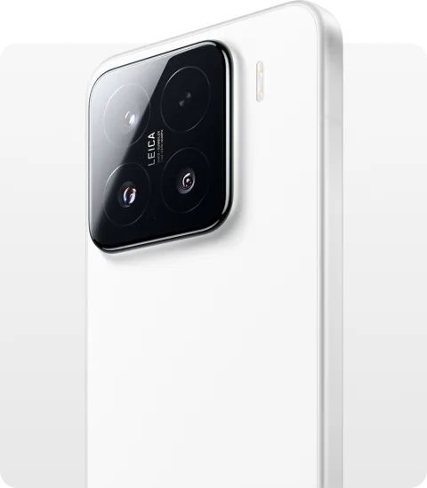 Xiaomi 15 in White, camera module detail