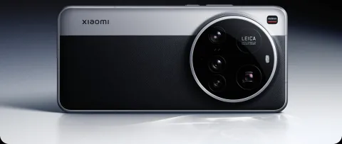Xiaomi 15 Ultra in Silver Chrome, back view