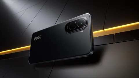 POCO M7 in Black, back view